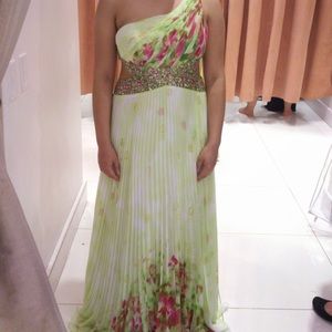 Camille Prom Dress (NWT)